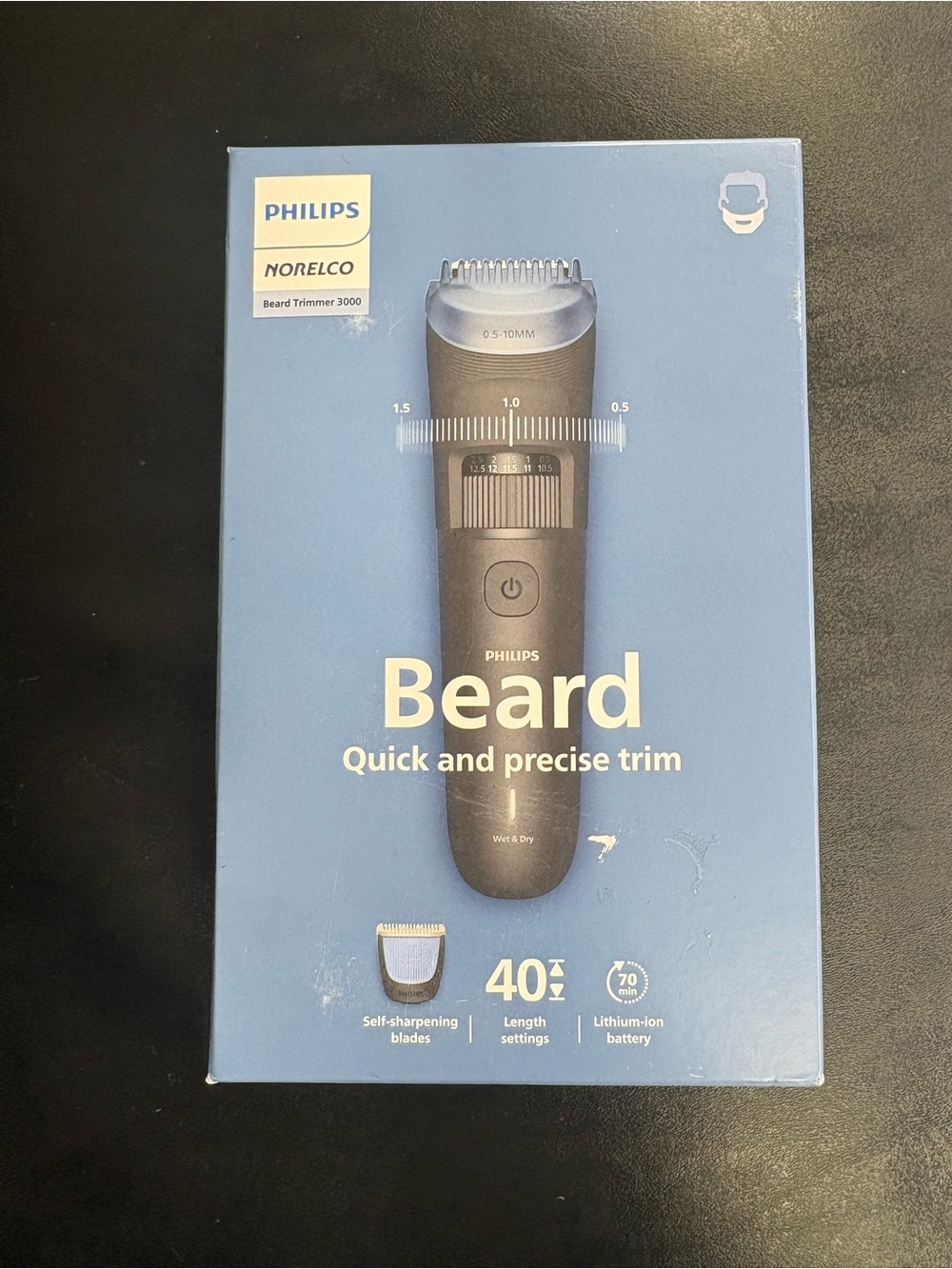 Philips Beard Trimmer 3000 - Black and Blue